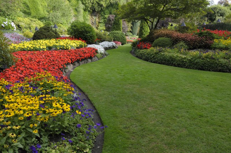 Flower Bed Cleanup Service in Honolulu, HI